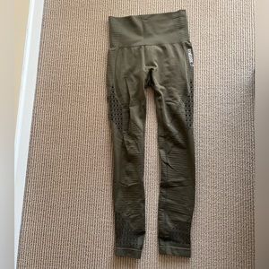 Gymshark army green seamless leggings
